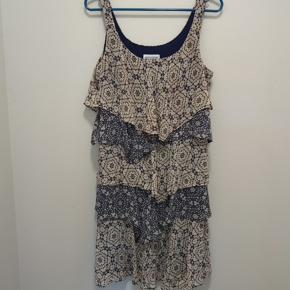 Bethany Size 10 Dress Geometric Layered Sleeveless Shift Navy Blue Tan Dress - Picture 11 of 11